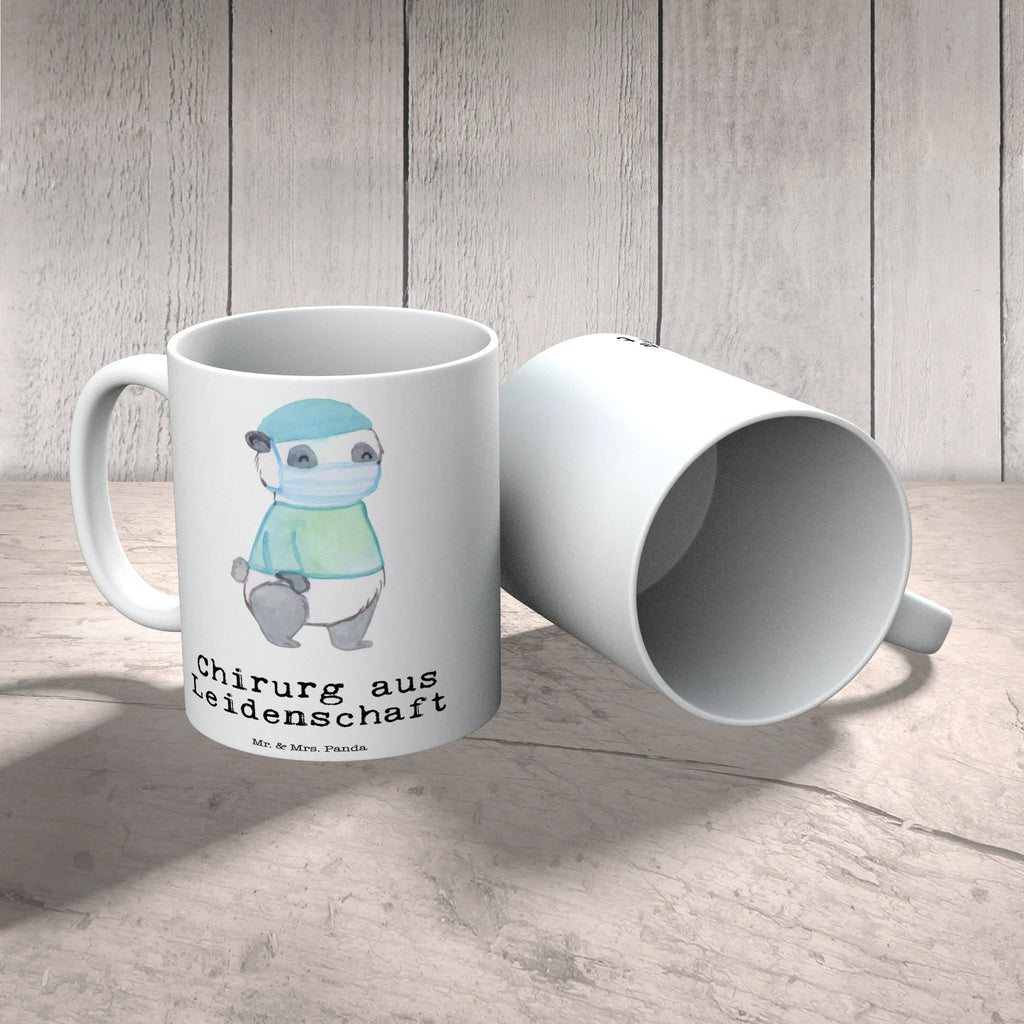 Tasse Chirurg aus Leidenschaft Tasse, Kaffeetasse, Teetasse, Becher, Kaffeebecher, Teebecher, Keramiktasse, Porzellantasse, Büro Tasse, Geschenk Tasse, Tasse Sprüche, Tasse Motive, Kaffeetassen, Tasse bedrucken, Designer Tasse, Cappuccino Tassen, Schöne Teetassen, Beruf, Ausbildung, Jubiläum, Abschied, Rente, Kollege, Kollegin, Geschenk, Schenken, Arbeitskollege, Mitarbeiter, Firma, Danke, Dankeschön, Chirurg, Unfallchirurg, Notfallchirurg, Krankenhaus, Arzt, Mediziner