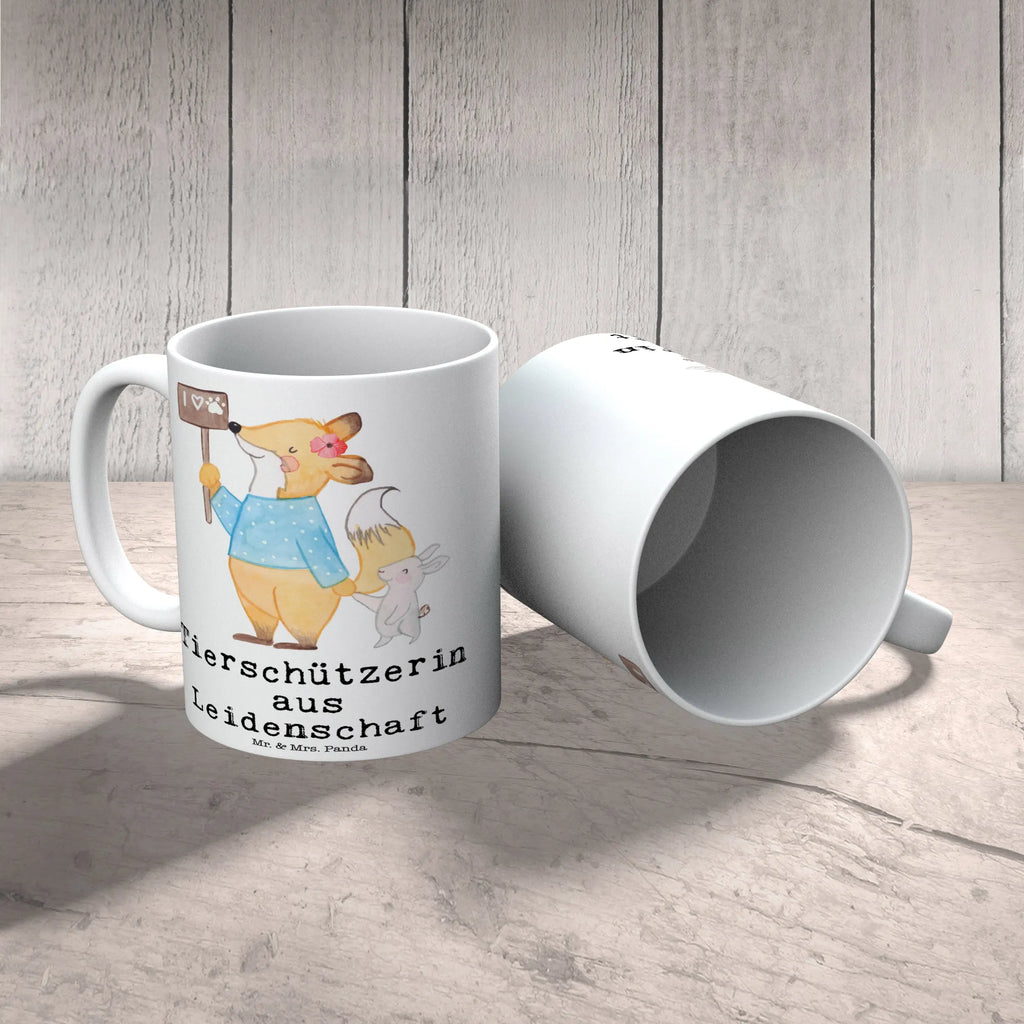 Tasse Tierschützerin aus Leidenschaft Tasse, Kaffeetasse, Teetasse, Becher, Kaffeebecher, Teebecher, Keramiktasse, Porzellantasse, Büro Tasse, Geschenk Tasse, Tasse Sprüche, Tasse Motive, Kaffeetassen, Tasse bedrucken, Designer Tasse, Cappuccino Tassen, Schöne Teetassen, Beruf, Ausbildung, Jubiläum, Abschied, Rente, Kollege, Kollegin, Geschenk, Schenken, Arbeitskollege, Mitarbeiter, Firma, Danke, Dankeschön