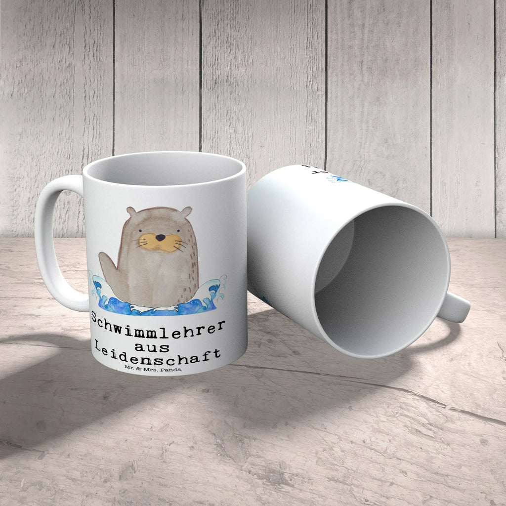 Tasse Schwimmlehrer aus Leidenschaft Tasse, Kaffeetasse, Teetasse, Becher, Kaffeebecher, Teebecher, Keramiktasse, Porzellantasse, Büro Tasse, Geschenk Tasse, Tasse Sprüche, Tasse Motive, Kaffeetassen, Tasse bedrucken, Designer Tasse, Cappuccino Tassen, Schöne Teetassen, Beruf, Ausbildung, Jubiläum, Abschied, Rente, Kollege, Kollegin, Geschenk, Schenken, Arbeitskollege, Mitarbeiter, Firma, Danke, Dankeschön, Schwimmlehrer, Schwimmbad, Schwimmschule, Schwimmverein, Schwimmkurs