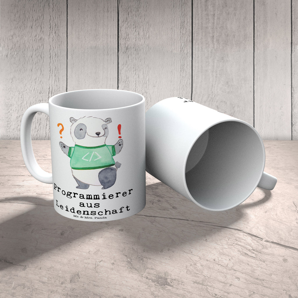 Tasse Programmierer aus Leidenschaft Tasse, Kaffeetasse, Teetasse, Becher, Kaffeebecher, Teebecher, Keramiktasse, Porzellantasse, Büro Tasse, Geschenk Tasse, Tasse Sprüche, Tasse Motive, Kaffeetassen, Tasse bedrucken, Designer Tasse, Cappuccino Tassen, Schöne Teetassen, Beruf, Ausbildung, Jubiläum, Abschied, Rente, Kollege, Kollegin, Geschenk, Schenken, Arbeitskollege, Mitarbeiter, Firma, Danke, Dankeschön, Programmierer, Softwareingenieur, Softwarentwickler, Computerfreak, Datenverarbeiter, Computerfachmann, IT-Spezialist, Nerd