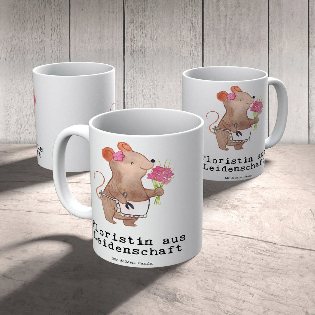 Tasse Floristin aus Leidenschaft Tasse, Kaffeetasse, Teetasse, Becher, Kaffeebecher, Teebecher, Keramiktasse, Porzellantasse, Büro Tasse, Geschenk Tasse, Tasse Sprüche, Tasse Motive, Kaffeetassen, Tasse bedrucken, Designer Tasse, Cappuccino Tassen, Schöne Teetassen, Beruf, Ausbildung, Jubiläum, Abschied, Rente, Kollege, Kollegin, Geschenk, Schenken, Arbeitskollege, Mitarbeiter, Firma, Danke, Dankeschön, Blumenhändlerin, Floristin, Blumenlanden, Blumenprofi