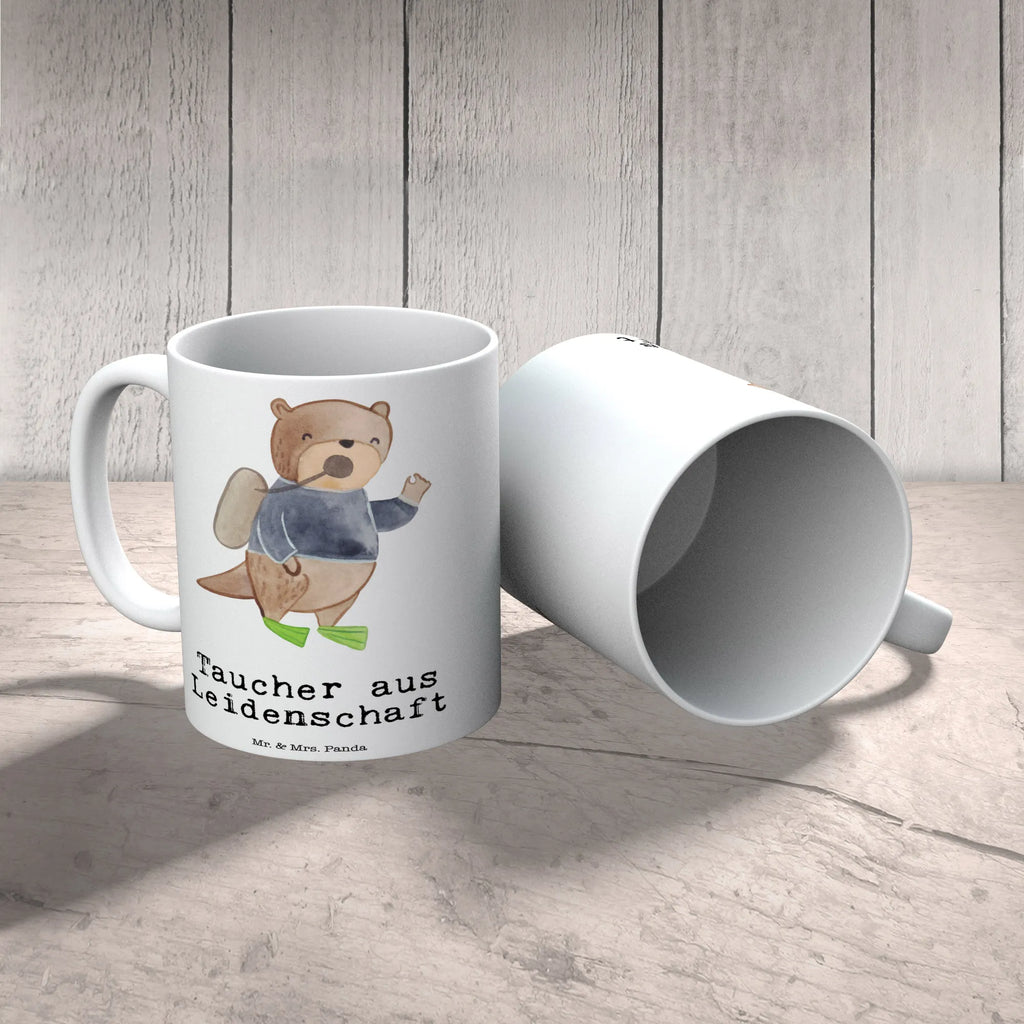 Tasse Taucher aus Leidenschaft Tasse, Kaffeetasse, Teetasse, Becher, Kaffeebecher, Teebecher, Keramiktasse, Porzellantasse, Büro Tasse, Geschenk Tasse, Tasse Sprüche, Tasse Motive, Kaffeetassen, Tasse bedrucken, Designer Tasse, Cappuccino Tassen, Schöne Teetassen, Beruf, Ausbildung, Jubiläum, Abschied, Rente, Kollege, Kollegin, Geschenk, Schenken, Arbeitskollege, Mitarbeiter, Firma, Danke, Dankeschön