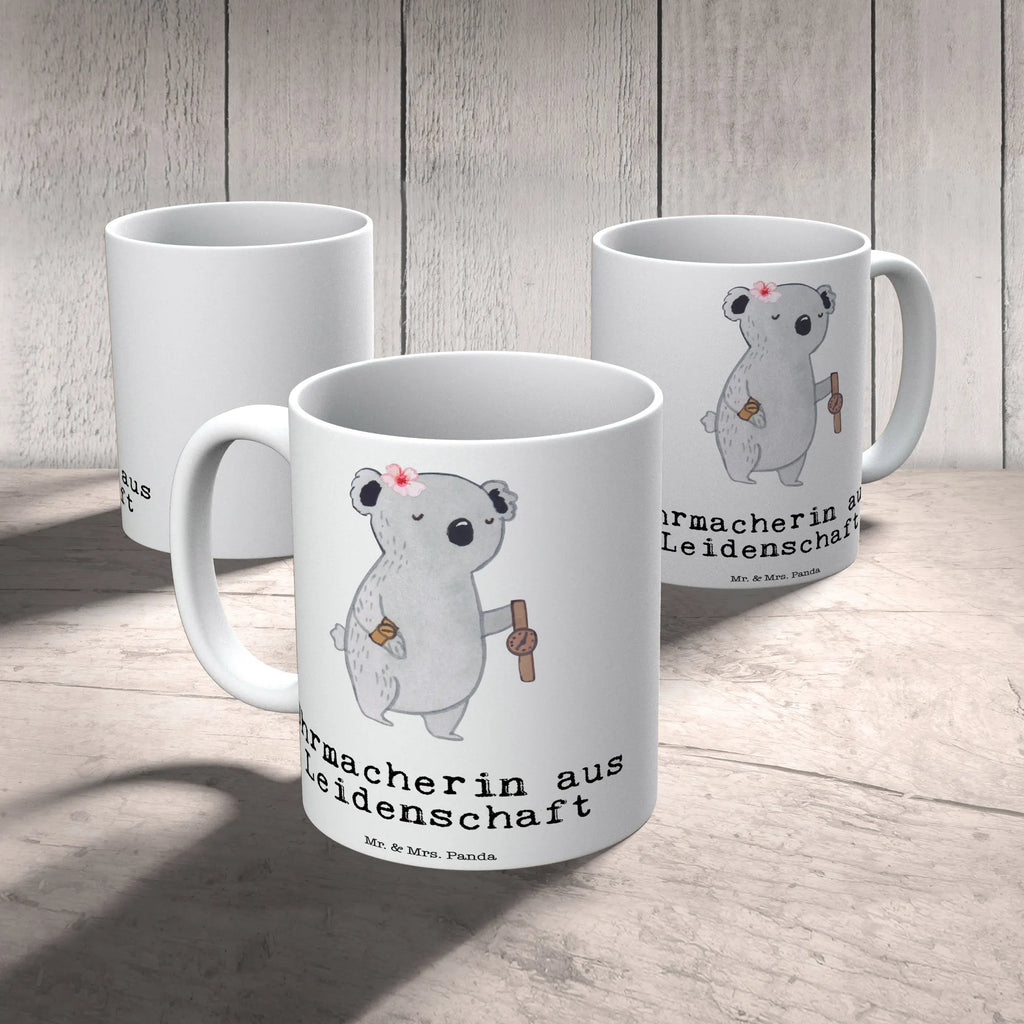 Tasse Uhrmacherin aus Leidenschaft Tasse, Kaffeetasse, Teetasse, Becher, Kaffeebecher, Teebecher, Keramiktasse, Porzellantasse, Büro Tasse, Geschenk Tasse, Tasse Sprüche, Tasse Motive, Kaffeetassen, Tasse bedrucken, Designer Tasse, Cappuccino Tassen, Schöne Teetassen, Beruf, Ausbildung, Jubiläum, Abschied, Rente, Kollege, Kollegin, Geschenk, Schenken, Arbeitskollege, Mitarbeiter, Firma, Danke, Dankeschön