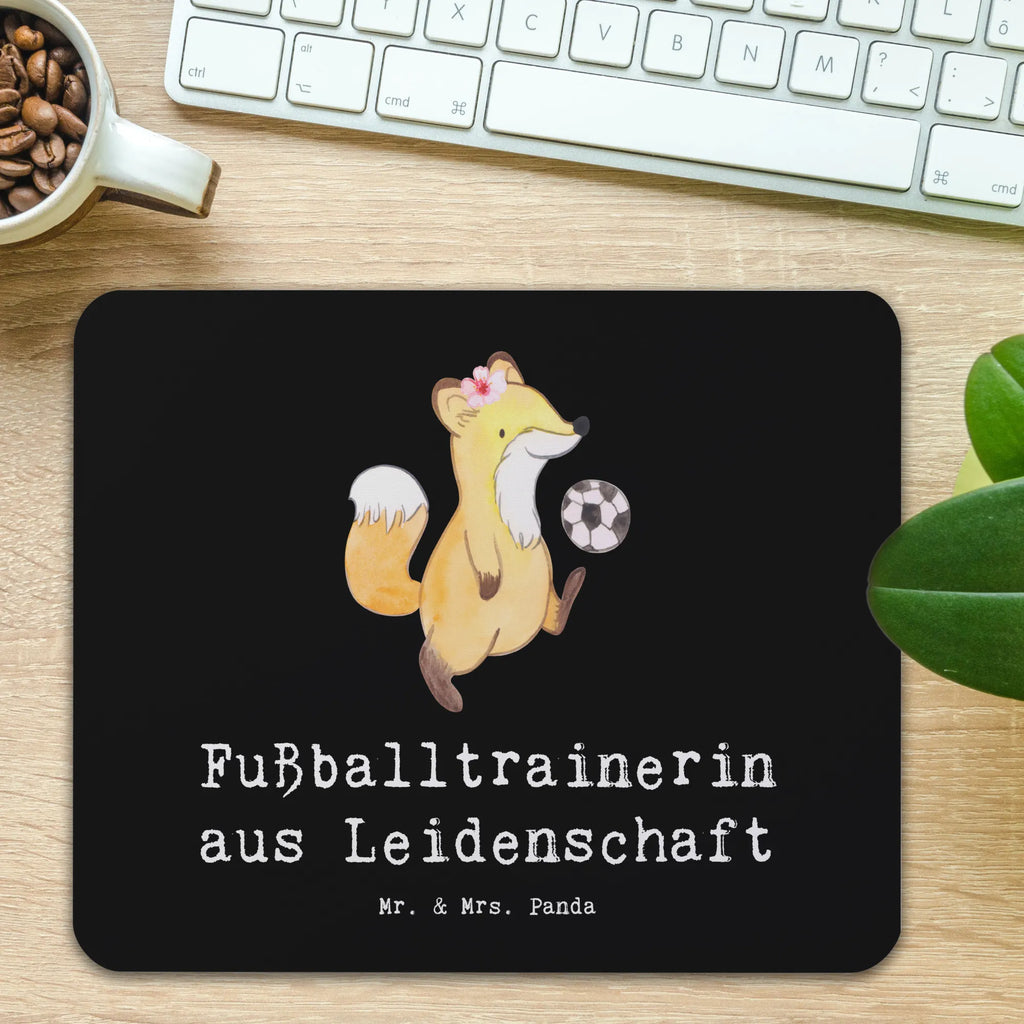 Mauspad Fußballtrainerin aus Leidenschaft Mousepad, Computer zubehör, Büroausstattung, PC Zubehör, Arbeitszimmer, Mauspad, Einzigartiges Mauspad, Designer Mauspad, Mausunterlage, Mauspad Büro, Beruf, Ausbildung, Jubiläum, Abschied, Rente, Kollege, Kollegin, Geschenk, Schenken, Arbeitskollege, Mitarbeiter, Firma, Danke, Dankeschön, Fußballtrainerin, Fußballspiel, Glücksbringer, Verein Fußball