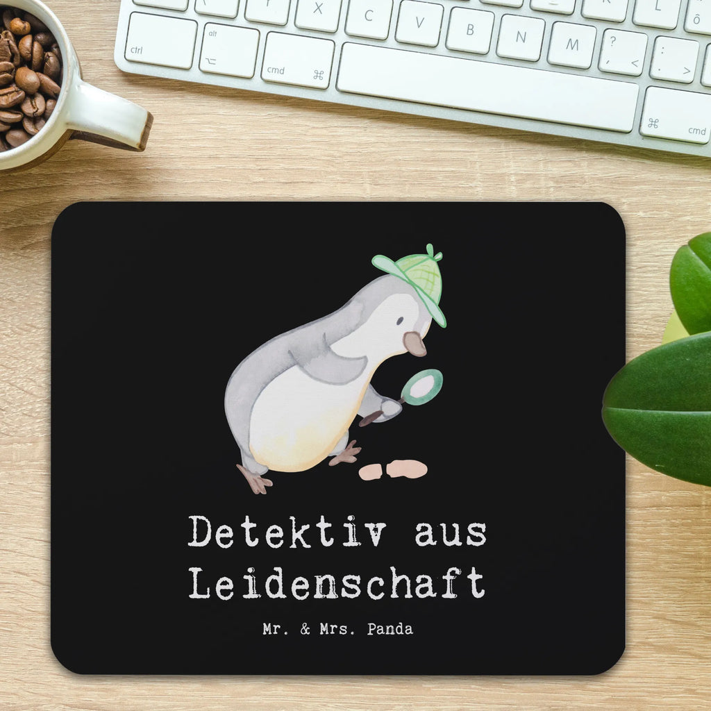 Mauspad Detektiv aus Leidenschaft Mousepad, Computer zubehör, Büroausstattung, PC Zubehör, Arbeitszimmer, Mauspad, Einzigartiges Mauspad, Designer Mauspad, Mausunterlage, Mauspad Büro, Beruf, Ausbildung, Jubiläum, Abschied, Rente, Kollege, Kollegin, Geschenk, Schenken, Arbeitskollege, Mitarbeiter, Firma, Danke, Dankeschön, Detektiv, Ermittler, Agent, Privatdetektei, Berufsdetektiv, Wirtschaftsdetektei, Detektivausbildung, Spurensuche