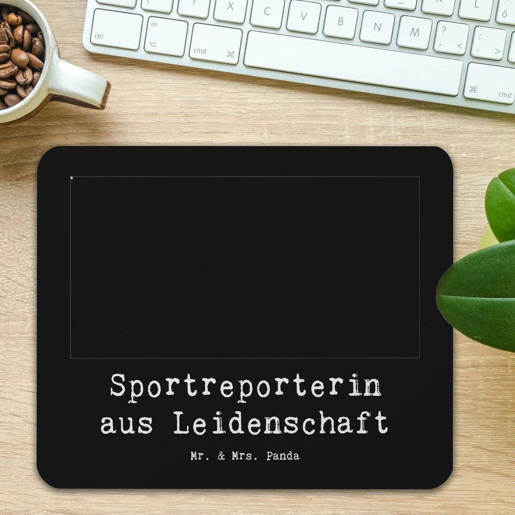 Mauspad Sportreporterin aus Leidenschaft Mousepad, Computer zubehör, Büroausstattung, PC Zubehör, Arbeitszimmer, Mauspad, Einzigartiges Mauspad, Designer Mauspad, Mausunterlage, Mauspad Büro, Beruf, Ausbildung, Jubiläum, Abschied, Rente, Kollege, Kollegin, Geschenk, Schenken, Arbeitskollege, Mitarbeiter, Firma, Danke, Dankeschön