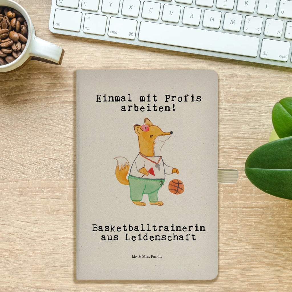 Baumwoll Notizbuch Basketballtrainerin aus Leidenschaft Notizen, Eintragebuch, Tagebuch, Notizblock, Adressbuch, Journal, Kladde, Skizzenbuch, Notizheft, Schreibbuch, Schreibheft, Beruf, Ausbildung, Jubiläum, Abschied, Rente, Kollege, Kollegin, Geschenk, Schenken, Arbeitskollege, Mitarbeiter, Firma, Danke, Dankeschön, Basketballtrainerin, Basketball, Sport, Ballsport, Basketballcoach, Basketballerin, Verein