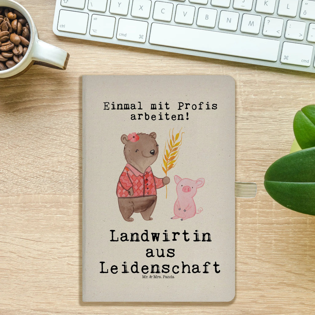 Baumwoll Notizbuch Landwirtin aus Leidenschaft Notizen, Eintragebuch, Tagebuch, Notizblock, Adressbuch, Journal, Kladde, Skizzenbuch, Notizheft, Schreibbuch, Schreibheft, Beruf, Ausbildung, Jubiläum, Abschied, Rente, Kollege, Kollegin, Geschenk, Schenken, Arbeitskollege, Mitarbeiter, Firma, Danke, Dankeschön, Landwirtin, Bäuerin, Tierwirtin, Agronomin, Farmerin, Bauernhof