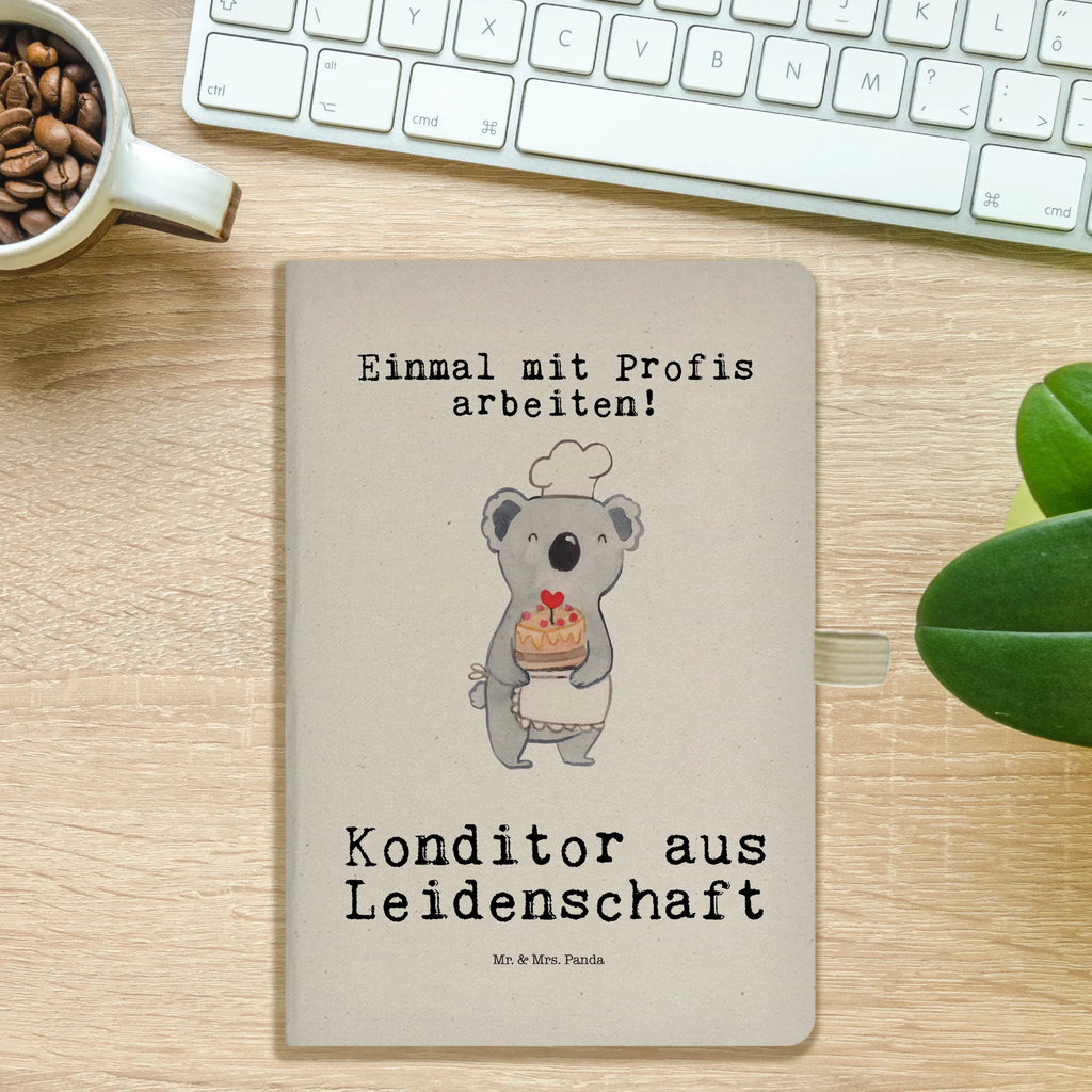 Baumwoll Notizbuch Konditor aus Leidenschaft Notizen, Eintragebuch, Tagebuch, Notizblock, Adressbuch, Journal, Kladde, Skizzenbuch, Notizheft, Schreibbuch, Schreibheft, Beruf, Ausbildung, Jubiläum, Abschied, Rente, Kollege, Kollegin, Geschenk, Schenken, Arbeitskollege, Mitarbeiter, Firma, Danke, Dankeschön, Konditor, Kuchenbäcker, Patissier, Confiseur, Bäcker