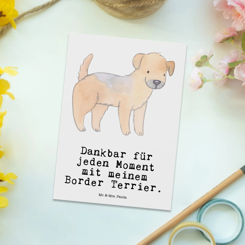 Postkarte Border Terrier Moment Postkarte, Karte, Geschenkkarte, Grußkarte, Einladung, Ansichtskarte, Geburtstagskarte, Einladungskarte, Dankeskarte, Ansichtskarten, Einladung Geburtstag, Einladungskarten Geburtstag, Hund, Hunderasse, Rassehund, Hundebesitzer, Geschenk, Tierfreund, Schenken, Welpe, Border Terrier