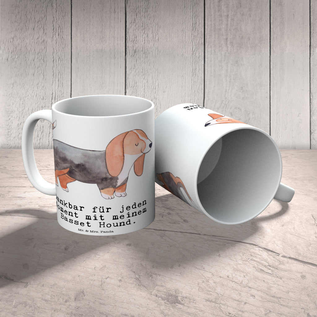 Tasse Basset Hound Moment Tasse, Kaffeetasse, Teetasse, Becher, Kaffeebecher, Teebecher, Keramiktasse, Porzellantasse, Büro Tasse, Geschenk Tasse, Tasse Sprüche, Tasse Motive, Kaffeetassen, Tasse bedrucken, Designer Tasse, Cappuccino Tassen, Schöne Teetassen, Hund, Hunderasse, Rassehund, Hundebesitzer, Geschenk, Tierfreund, Schenken, Welpe, Basset Hound, Basset