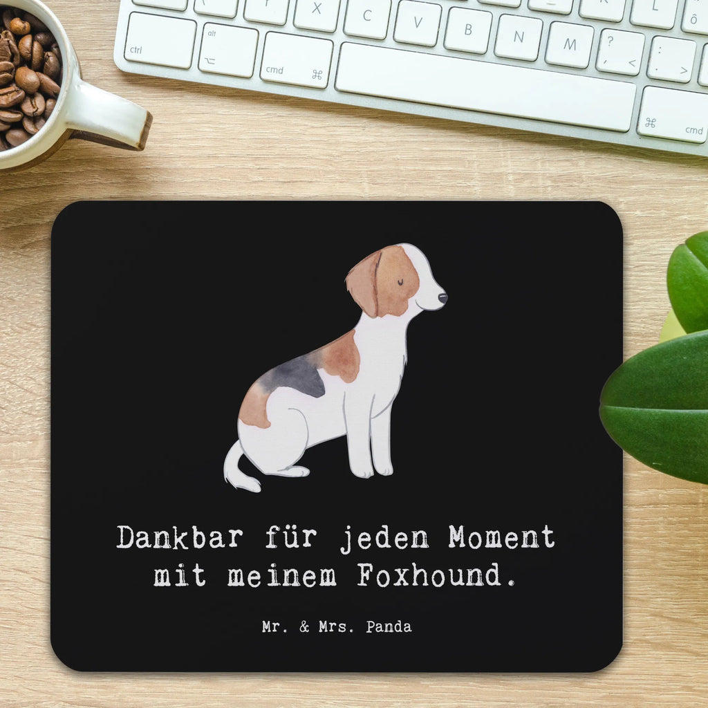 Mauspad Foxhound Moment Mousepad, Computer zubehör, Büroausstattung, PC Zubehör, Arbeitszimmer, Mauspad, Einzigartiges Mauspad, Designer Mauspad, Mausunterlage, Mauspad Büro, Hund, Hunderasse, Rassehund, Hundebesitzer, Geschenk, Tierfreund, Schenken, Welpe, Foxhound, Jagdhund, Laufhund