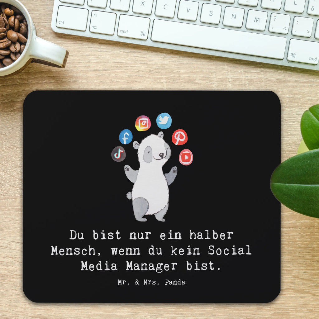 Mauspad Social Media Manager mit Herz Mousepad, Computer zubehör, Büroausstattung, PC Zubehör, Arbeitszimmer, Mauspad, Einzigartiges Mauspad, Designer Mauspad, Mausunterlage, Mauspad Büro, Beruf, Ausbildung, Jubiläum, Abschied, Rente, Kollege, Kollegin, Geschenk, Schenken, Arbeitskollege, Mitarbeiter, Firma, Danke, Dankeschön