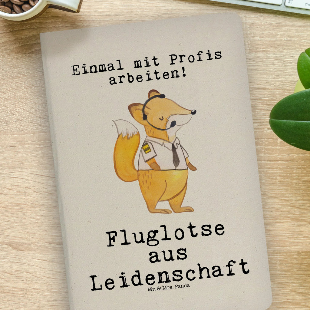 Baumwoll Notizbuch Fluglotse aus Leidenschaft Notizen, Eintragebuch, Tagebuch, Notizblock, Adressbuch, Journal, Kladde, Skizzenbuch, Notizheft, Schreibbuch, Schreibheft, Beruf, Ausbildung, Jubiläum, Abschied, Rente, Kollege, Kollegin, Geschenk, Schenken, Arbeitskollege, Mitarbeiter, Firma, Danke, Dankeschön, Fluglotse, Flugverkehrsleiter, Luftfahrtpersonal, Flugsicherung