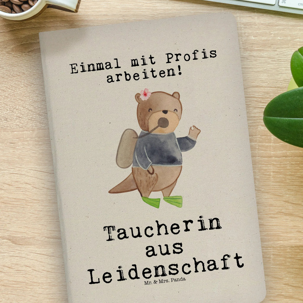 Baumwoll Notizbuch Taucherin Leidenschaft Notizen, Eintragebuch, Tagebuch, Notizblock, Adressbuch, Journal, Kladde, Skizzenbuch, Notizheft, Schreibbuch, Schreibheft, Beruf, Ausbildung, Jubiläum, Abschied, Rente, Kollege, Kollegin, Geschenk, Schenken, Arbeitskollege, Mitarbeiter, Firma, Danke, Dankeschön