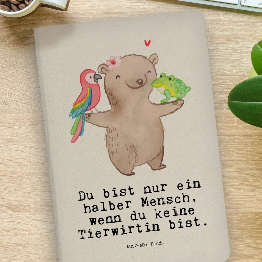 Baumwoll Notizbuch Tierwirtin mit Herz Notizen, Eintragebuch, Tagebuch, Notizblock, Adressbuch, Journal, Kladde, Skizzenbuch, Notizheft, Schreibbuch, Schreibheft, Beruf, Ausbildung, Jubiläum, Abschied, Rente, Kollege, Kollegin, Geschenk, Schenken, Arbeitskollege, Mitarbeiter, Firma, Danke, Dankeschön, Landwirtin, Bäuerin, Tierwirtin, Agronomin, Farmerin, Bauernhof