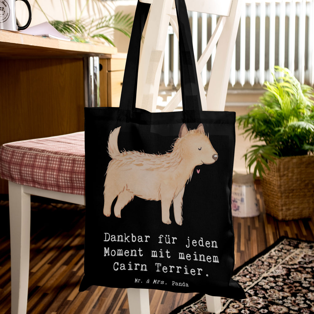 Tragetasche Cairn Terrier Moment Beuteltasche, Beutel, Einkaufstasche, Jutebeutel, Stoffbeutel, Tasche, Shopper, Umhängetasche, Strandtasche, Schultertasche, Stofftasche, Tragetasche, Badetasche, Jutetasche, Einkaufstüte, Laptoptasche, Hund, Hunderasse, Rassehund, Hundebesitzer, Geschenk, Tierfreund, Schenken, Welpe, Cairn Terrier