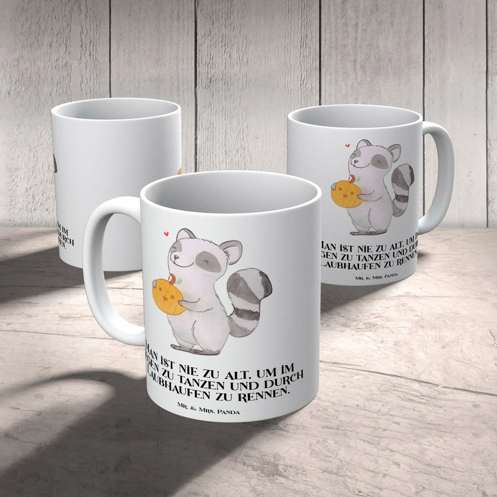 Tasse Waschbär Kürbis Tasse, Kaffeetasse, Teetasse, Becher, Kaffeebecher, Teebecher, Keramiktasse, Porzellantasse, Büro Tasse, Geschenk Tasse, Tasse Sprüche, Tasse Motive, Kaffeetassen, Tasse bedrucken, Designer Tasse, Cappuccino Tassen, Schöne Teetassen, Halloween, Deko, Martinssingen, Dekoration, Geschenke, Schenken, Halloween Deko, Trick or Treat, Süßes sonst gibt's saures, Waschbär, Kürbis