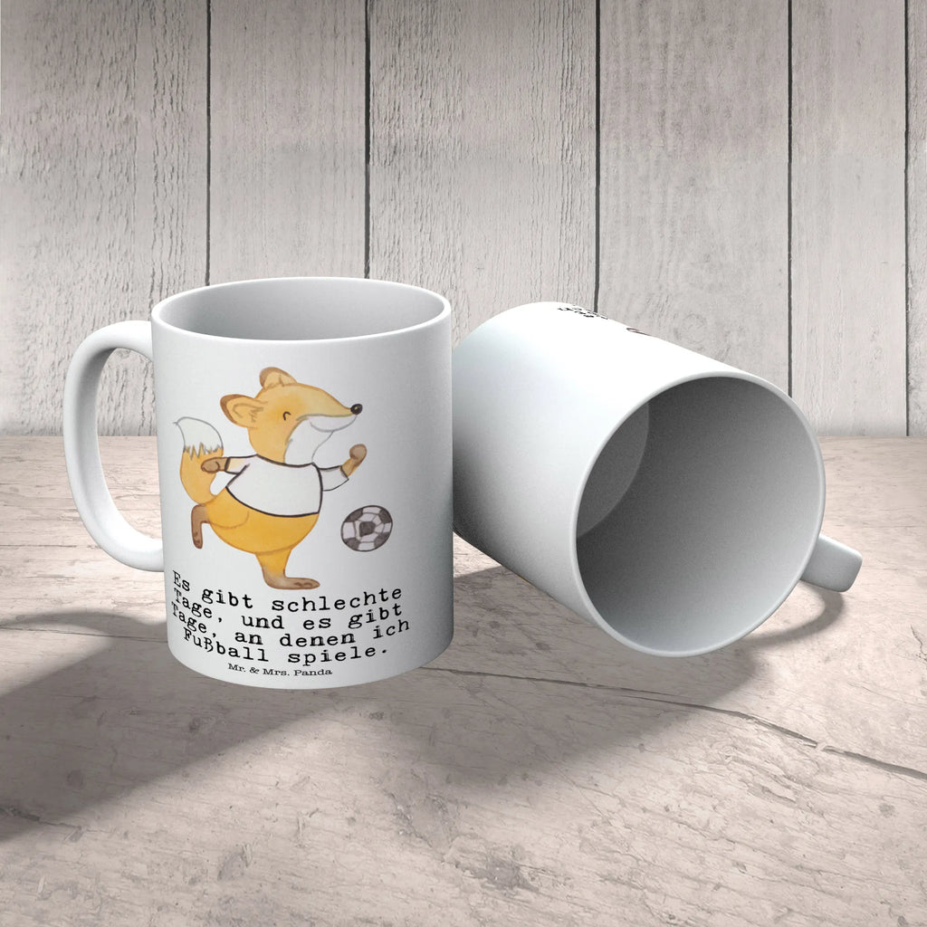 Tasse Fuchs Fußball spielen Tasse, Kaffeetasse, Teetasse, Becher, Kaffeebecher, Teebecher, Keramiktasse, Porzellantasse, Büro Tasse, Geschenk Tasse, Tasse Sprüche, Tasse Motive, Kaffeetassen, Tasse bedrucken, Designer Tasse, Cappuccino Tassen, Schöne Teetassen, Geschenk, Sport, Sportart, Hobby, Schenken, Danke, Dankeschön, Auszeichnung, Gewinn, Sportler, Fußball, Soccer, Fußballer, Bolzen, Bolzplatz, Fußballerin