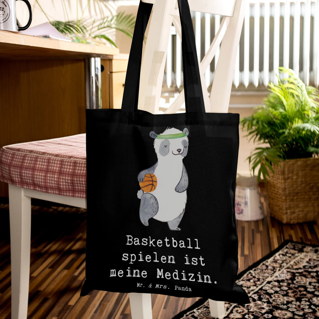 Tragetasche Panda Basketball Beuteltasche, Beutel, Einkaufstasche, Jutebeutel, Stoffbeutel, Tasche, Shopper, Umhängetasche, Strandtasche, Schultertasche, Stofftasche, Tragetasche, Badetasche, Jutetasche, Einkaufstüte, Laptoptasche, Geschenk, Sport, Sportart, Hobby, Schenken, Danke, Dankeschön, Auszeichnung, Gewinn, Sportler, Basketball, Basketball Verein, Basketball Verband, Basketballplatz