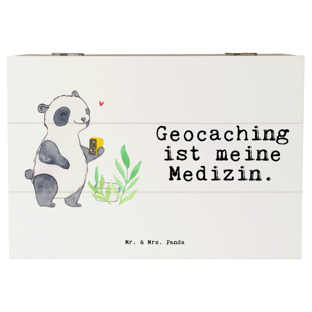 Holzkiste Panda Geocaching Holzkiste, Kiste, Schatzkiste, Truhe, Schatulle, XXL, Erinnerungsbox, Erinnerungskiste, Dekokiste, Aufbewahrungsbox, Geschenkbox, Geschenkdose, Geschenk, Sport, Sportart, Hobby, Schenken, Danke, Dankeschön, Auszeichnung, Gewinn, Sportler, Geocaching, Schatzsuchen, GPS Schnitzeljagd, Opencaching