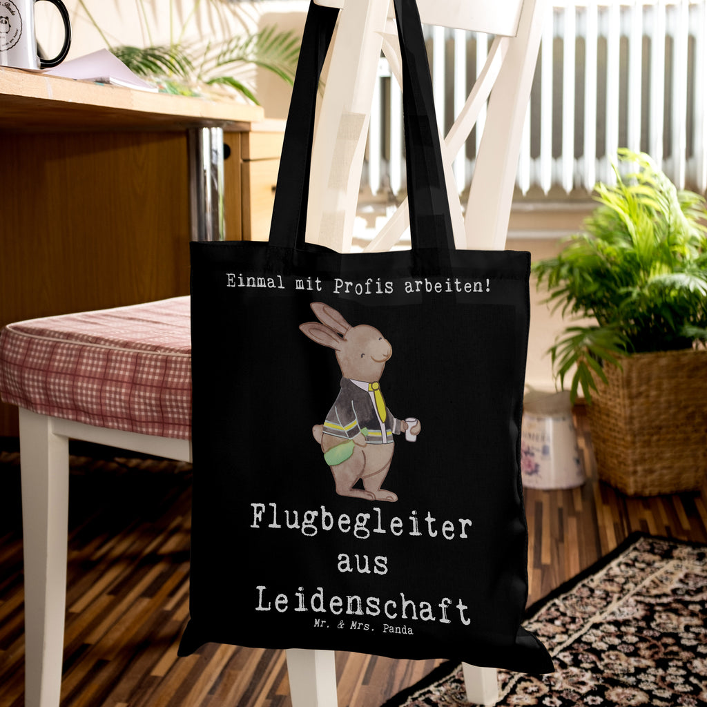 Tragetasche Flugbegleiter aus Leidenschaft Beuteltasche, Beutel, Einkaufstasche, Jutebeutel, Stoffbeutel, Tasche, Shopper, Umhängetasche, Strandtasche, Schultertasche, Stofftasche, Tragetasche, Badetasche, Jutetasche, Einkaufstüte, Laptoptasche, Beruf, Ausbildung, Jubiläum, Abschied, Rente, Kollege, Kollegin, Geschenk, Schenken, Arbeitskollege, Mitarbeiter, Firma, Danke, Dankeschön, Flugbegleiter, Steward, Flugsteward, Flight-Attendant