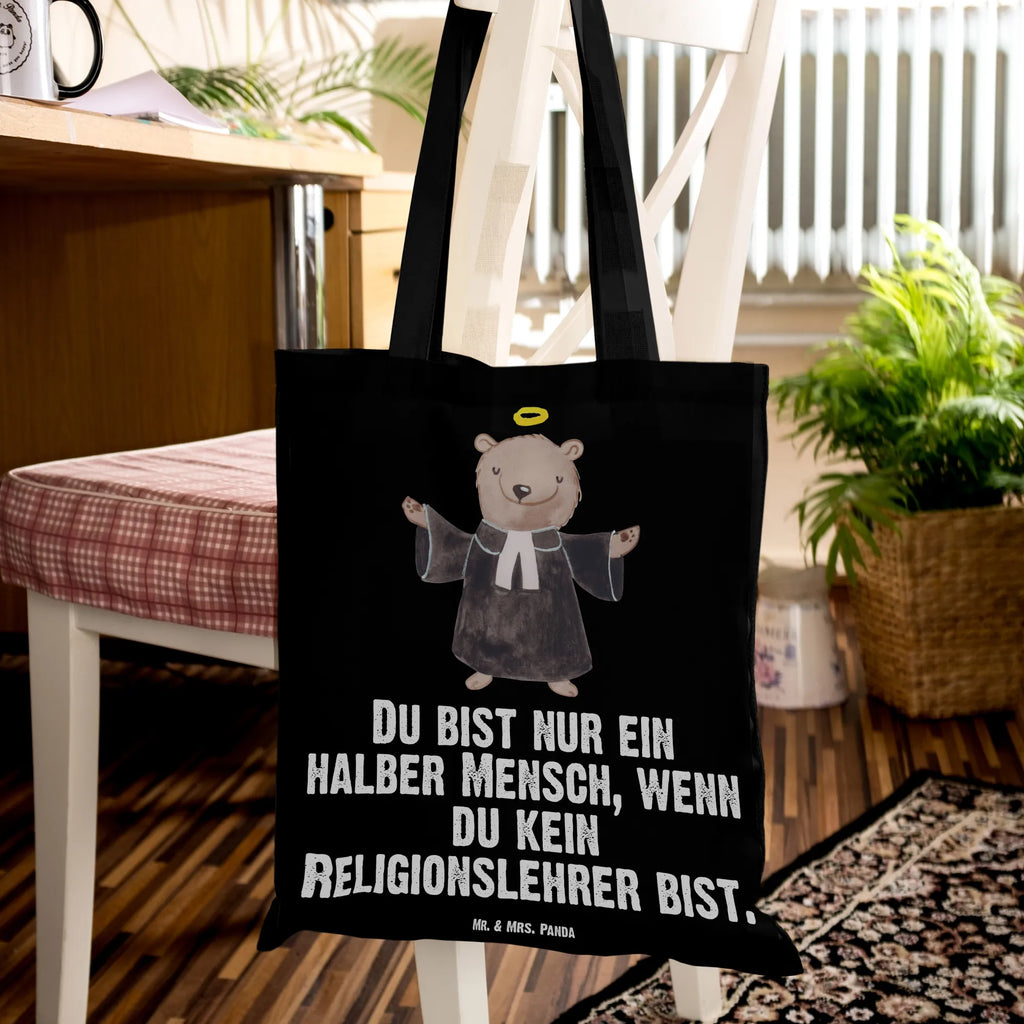 Tragetasche Religionslehrer mit Herz Beuteltasche, Beutel, Einkaufstasche, Jutebeutel, Stoffbeutel, Tasche, Shopper, Umhängetasche, Strandtasche, Schultertasche, Stofftasche, Tragetasche, Badetasche, Jutetasche, Einkaufstüte, Laptoptasche, Beruf, Ausbildung, Jubiläum, Abschied, Rente, Kollege, Kollegin, Geschenk, Schenken, Arbeitskollege, Mitarbeiter, Firma, Danke, Dankeschön, Religionslehrer, Reli Lehrer, Schule, Grundschule