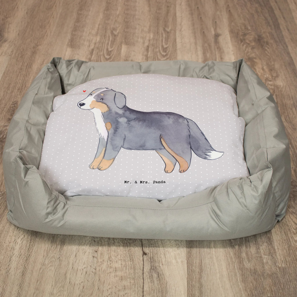 Hundebett Berner Sennenhund Lebensretter Hundebett, Hundeliege, Liegeplatz, Hund, Hundekörbchen, Körbchen, Tierbett, Hundebett Luxus, Hundekissen, Hundesofa, Hundeschlafplatz, Hundebettchen, Hundemöbel, Hundedecke, Hunderasse, Rassehund, Hundebesitzer, Geschenk, Tierfreund, Schenken, Welpe, Dürrbächler, Berner Sennenhund