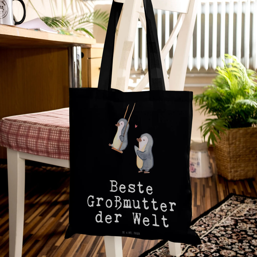 Tragetasche Pinguin Beste Großmutter der Welt Beuteltasche, Beutel, Einkaufstasche, Jutebeutel, Stoffbeutel, Tasche, Shopper, Umhängetasche, Strandtasche, Schultertasche, Stofftasche, Tragetasche, Badetasche, Jutetasche, Einkaufstüte, Laptoptasche, für, Dankeschön, Geschenk, Schenken, Geburtstag, Geburtstagsgeschenk, Geschenkidee, Danke, Bedanken, Mitbringsel, Freude machen, Geschenktipp, Großmutter, Omi, Oma, Oma geworden, Grosseltern