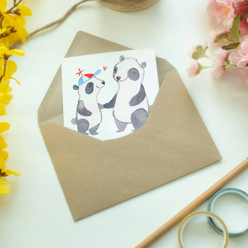 Grußkarte Panda Bester Cousin der Welt Grußkarte, Klappkarte, Einladungskarte, Glückwunschkarte, Hochzeitskarte, Geburtstagskarte, Karte, Ansichtskarten, für, Dankeschön, Geschenk, Schenken, Geburtstag, Geburtstagsgeschenk, Geschenkidee, Danke, Bedanken, Mitbringsel, Freude machen, Geschenktipp, Cousin, Kousin, Vetter, Sohn von Onkel, Sohn von Tante, Familie, Verwandtschaft, Cousine