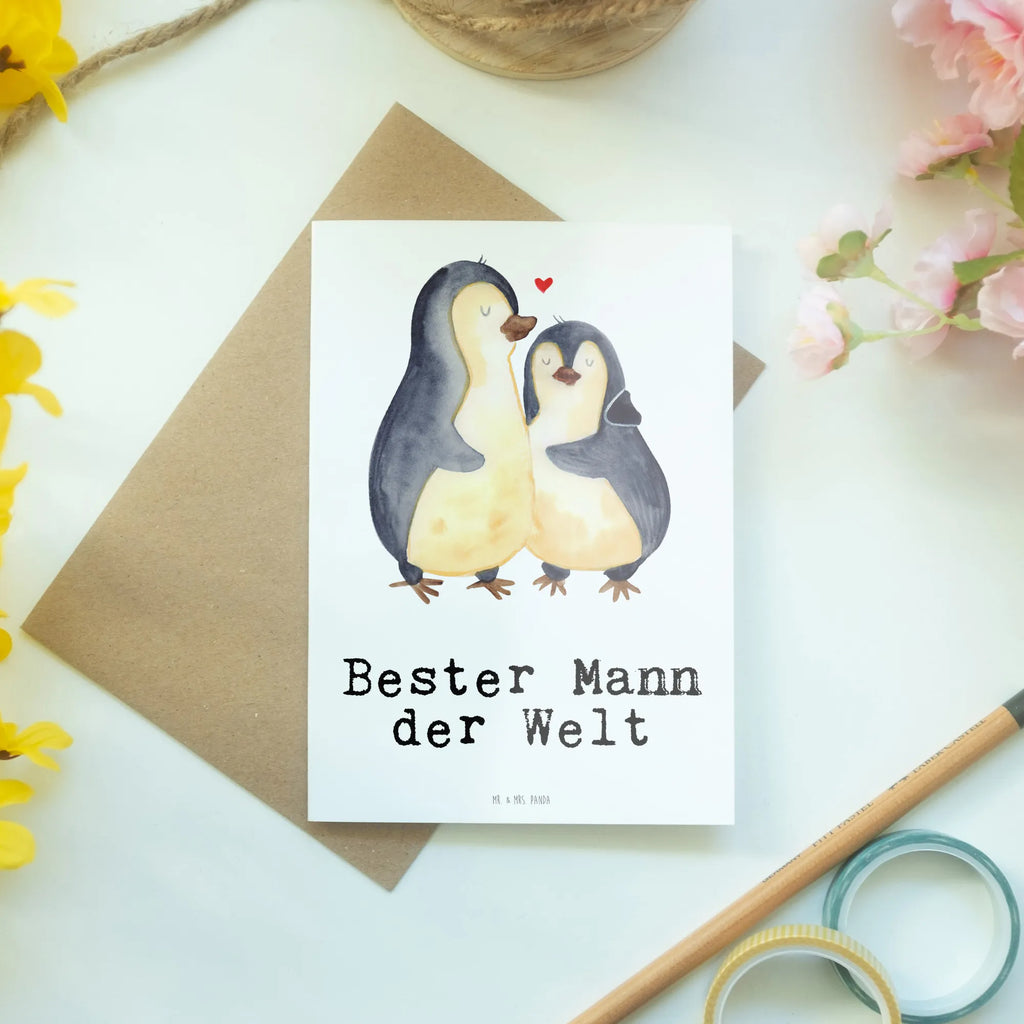 Grußkarte Pinguin Bester Mann der Welt Grußkarte, Klappkarte, Einladungskarte, Glückwunschkarte, Hochzeitskarte, Geburtstagskarte, Karte, Ansichtskarten, für, Dankeschön, Geschenk, Schenken, Geburtstag, Geburtstagsgeschenk, Geschenkidee, Danke, Bedanken, Mitbringsel, Freude machen, Geschenktipp, Ehemann, Beste, Mann, Partner, Freund, Traummann, Liebling, Ehepartner, Ehe, Gatte, Lebensgefährte, Bräutigam, Kleinigkeit