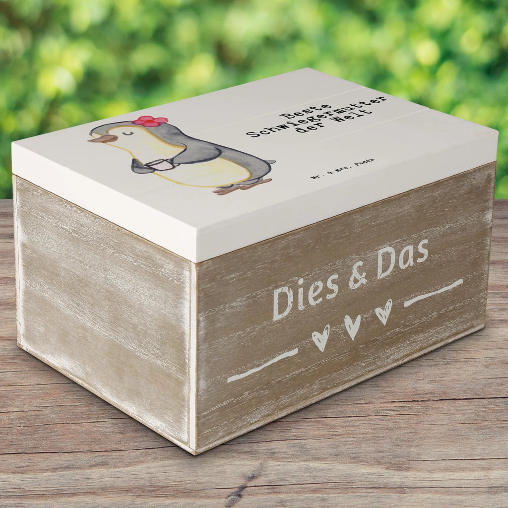 Holzkiste Pinguin Beste Schwiegermutter der Welt Holzkiste, Kiste, Schatzkiste, Truhe, Schatulle, XXL, Erinnerungsbox, Erinnerungskiste, Dekokiste, Aufbewahrungsbox, Geschenkbox, Geschenkdose, für, Dankeschön, Geschenk, Schenken, Geburtstag, Geburtstagsgeschenk, Geschenkidee, Danke, Bedanken, Mitbringsel, Freude machen, Geschenktipp, Schwiegermutter, Schwiegermama, Schwiegereltern, Mama, Mutter, Mutter des Ehepartners, angeheiratet