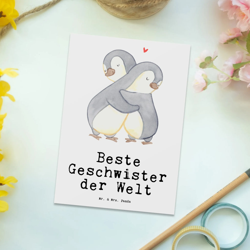 Postkarte Pinguin Beste Geschwister der Welt Postkarte, Karte, Geschenkkarte, Grußkarte, Einladung, Ansichtskarte, Geburtstagskarte, Einladungskarte, Dankeskarte, Ansichtskarten, Einladung Geburtstag, Einladungskarten Geburtstag, für, Dankeschön, Geschenk, Schenken, Geburtstag, Geburtstagsgeschenk, Geschenkidee, Danke, Bedanken, Mitbringsel, Freude machen, Geschenktipp, Geschwister, Geschwisterchen, Bruder, Schwester, Schwestern, Brüder, Familie, Nachwuchs