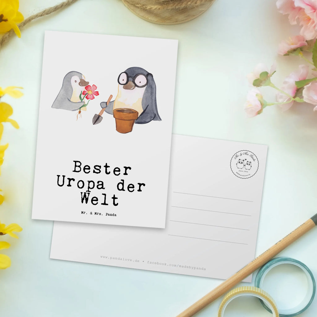 Postkarte Pinguin Bester Uropa der Welt Postkarte, Karte, Geschenkkarte, Grußkarte, Einladung, Ansichtskarte, Geburtstagskarte, Einladungskarte, Dankeskarte, Ansichtskarten, Einladung Geburtstag, Einladungskarten Geburtstag, für, Dankeschön, Geschenk, Schenken, Geburtstag, Geburtstagsgeschenk, Geschenkidee, Danke, Bedanken, Mitbringsel, Freude machen, Geschenktipp, Uropa, Uhropa, Ur Opa, Urgroßeltern, Grossvater, Großvater, Opa, Opi. Großpapa, Großeltern, Enkel, Enkelin, Enkelkind, Kleinigkeit, Oppa, Oppi, Bester, Uropa Mitbringsel