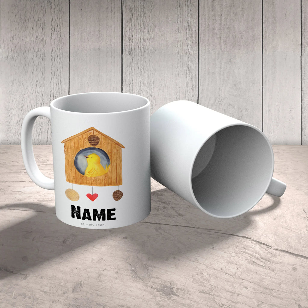 Personalisierte Tasse Vogelhaus sweet Home Personalisierte Tasse, Namenstasse, Wunschname, Personalisiert, Tasse, Namen, Drucken, Tasse mit Namen, Tiermotive, Gute Laune, lustige Sprüche, Tiere, Vogelhaus, Vogel, Home sweet Home, Einzug, Umzug, Geschenk, Einzugsgeschenk, Hausbau, Haus