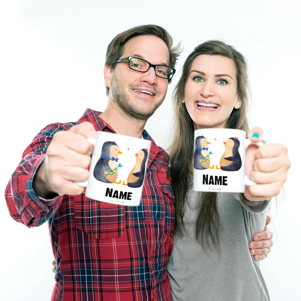 Personalisierte Tasse Pinguin Pärchen Personalisierte Tasse, Namenstasse, Wunschname, Personalisiert, Tasse, Namen, Drucken, Tasse mit Namen, Pinguin, Pinguine, Liebe, Liebespaar, Liebesbeweis, Liebesgeschenk, Verlobung, Jahrestag, Hochzeitstag, Hochzeit, Hochzeitsgeschenk, große Liebe, Traumpaar