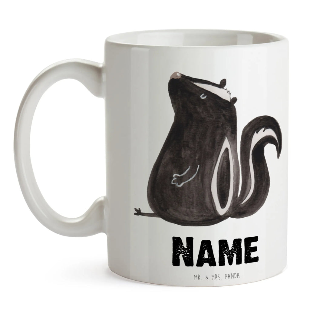 Personalisierte Tasse Stinktier sitzend Personalisierte Tasse, Namenstasse, Wunschname, Personalisiert, Tasse, Namen, Drucken, Tasse mit Namen, Stinktier, Skunk, Wildtier, Raubtier, Stinker, Stinki, Spruch, Büro, Recht, Besserwisser