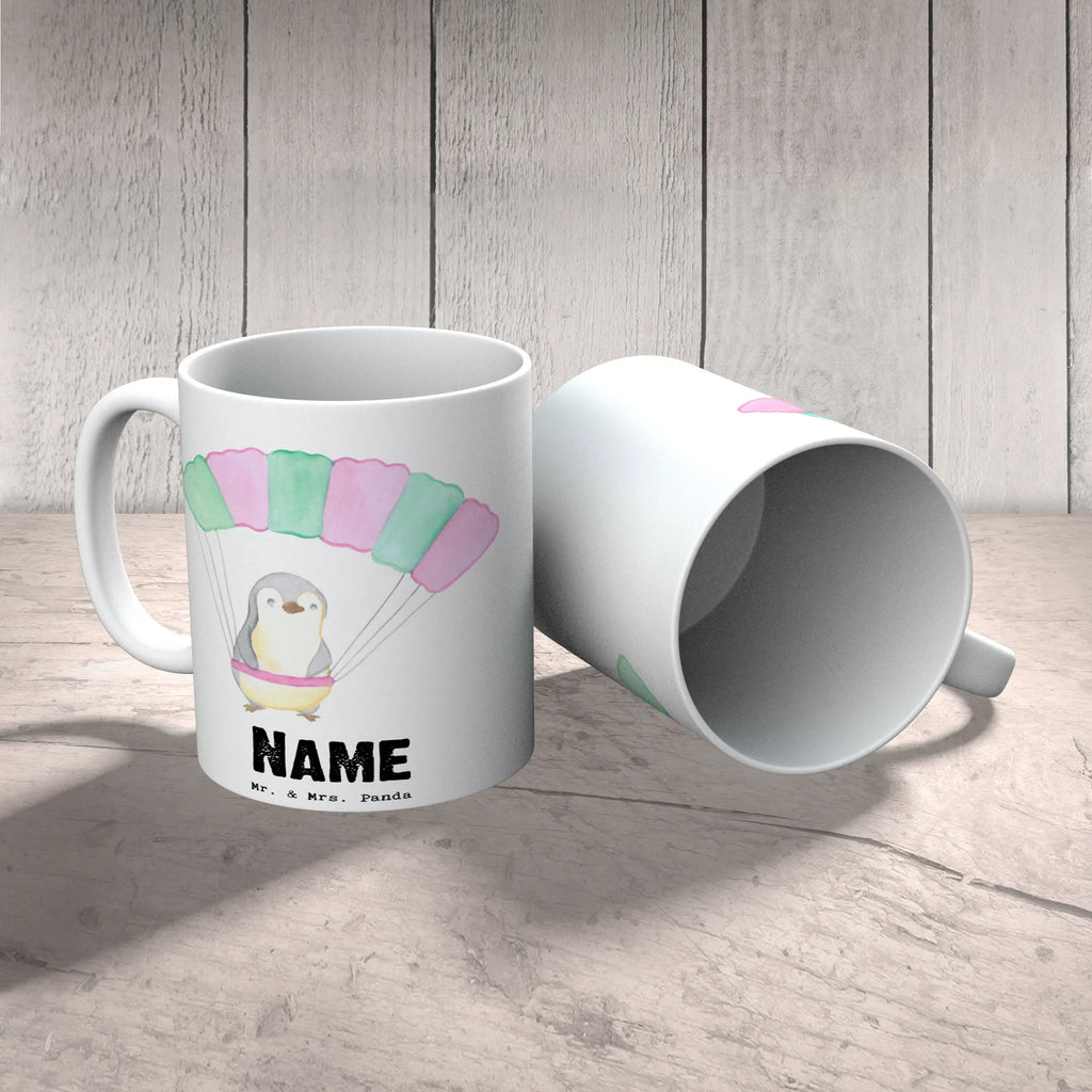 Personalisierte Tasse Pinguin Fallschirm springen Personalisierte Tasse, Namenstasse, Wunschname, Personalisiert, Tasse, Namen, Drucken, Tasse mit Namen, Geschenk, Sport, Sportart, Hobby, Schenken, Danke, Dankeschön, Auszeichnung, Gewinn, Sportler, Fallschirmspringen, Skydive, Fallschirmsprung