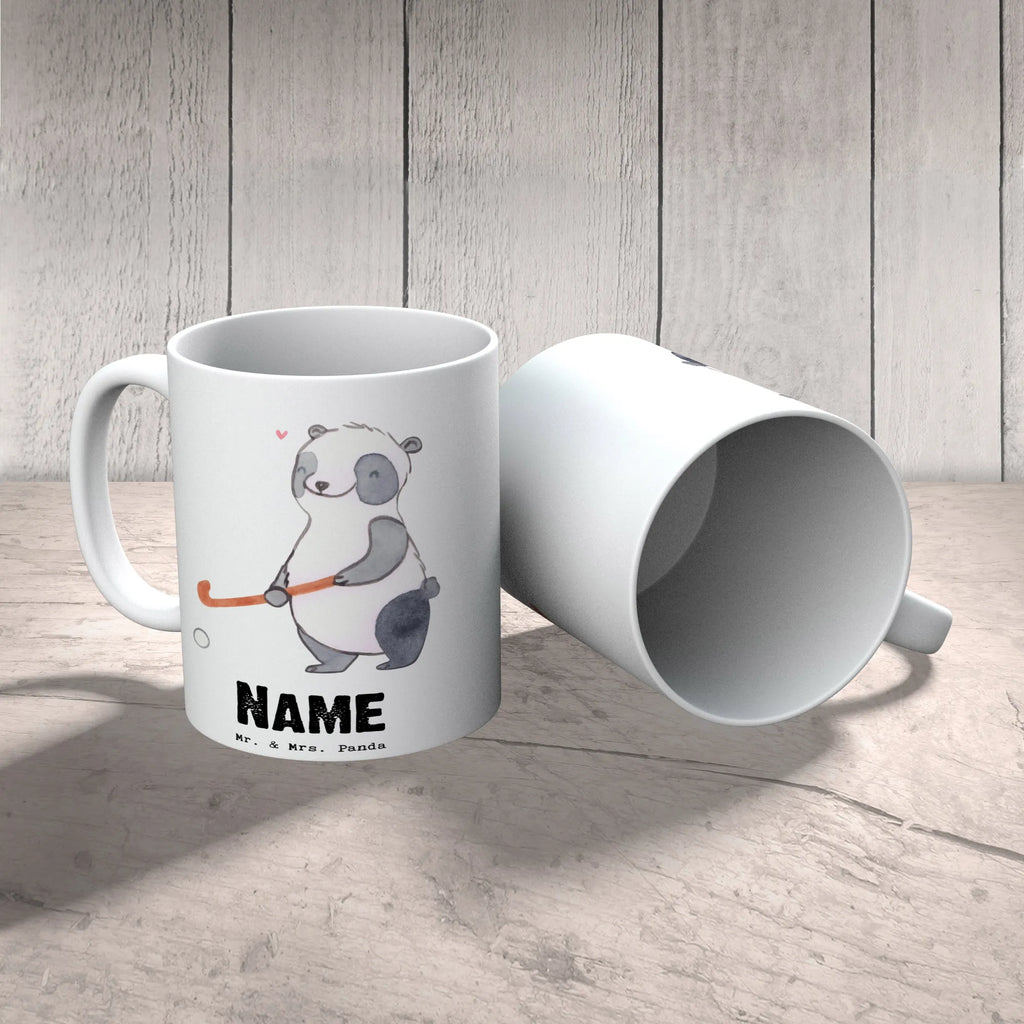 Personalisierte Tasse Panda Hockey spielen Personalisierte Tasse, Namenstasse, Wunschname, Personalisiert, Tasse, Namen, Drucken, Tasse mit Namen, Geschenk, Sport, Sportart, Hobby, Schenken, Danke, Dankeschön, Auszeichnung, Gewinn, Sportler, Hockey spielen, Feldhockey, Hockeyschläger, Hockey Verein