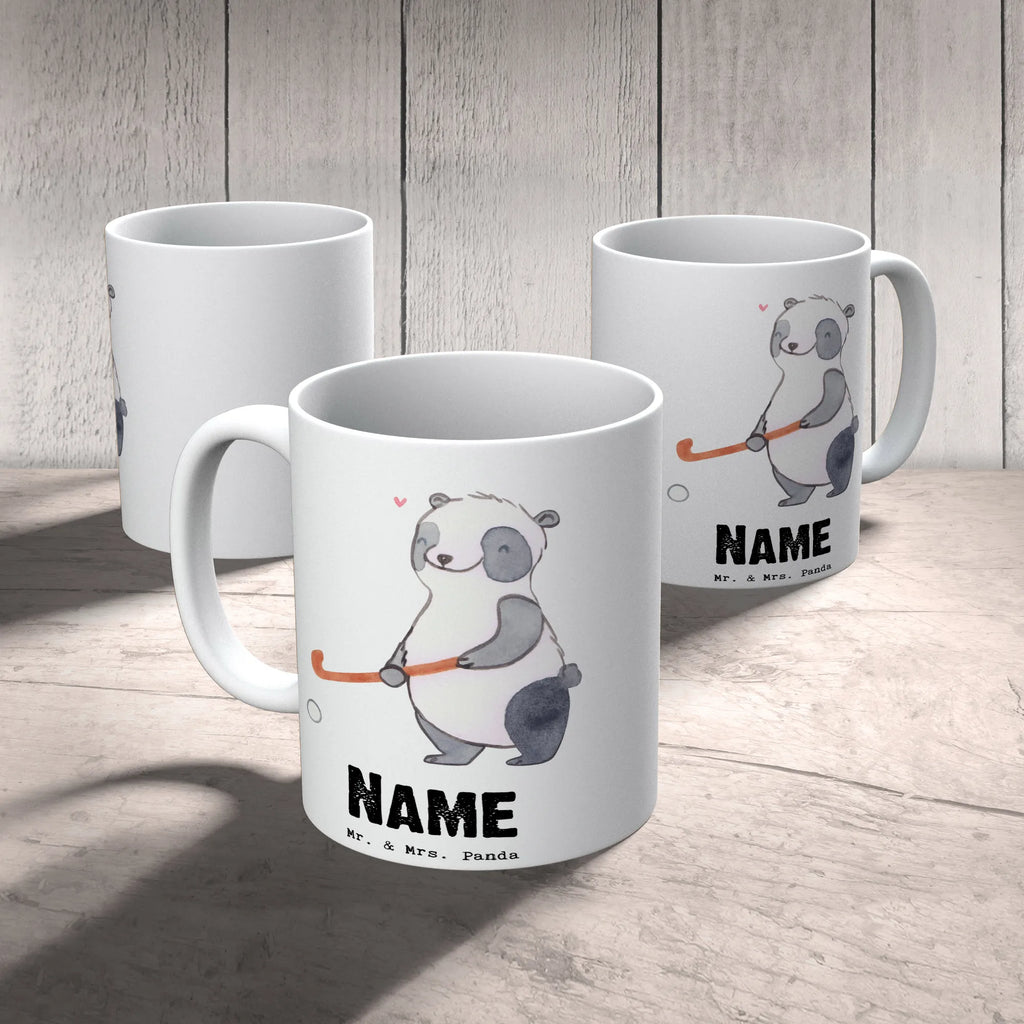 Personalisierte Tasse Panda Hockey spielen Personalisierte Tasse, Namenstasse, Wunschname, Personalisiert, Tasse, Namen, Drucken, Tasse mit Namen, Geschenk, Sport, Sportart, Hobby, Schenken, Danke, Dankeschön, Auszeichnung, Gewinn, Sportler, Hockey spielen, Feldhockey, Hockeyschläger, Hockey Verein