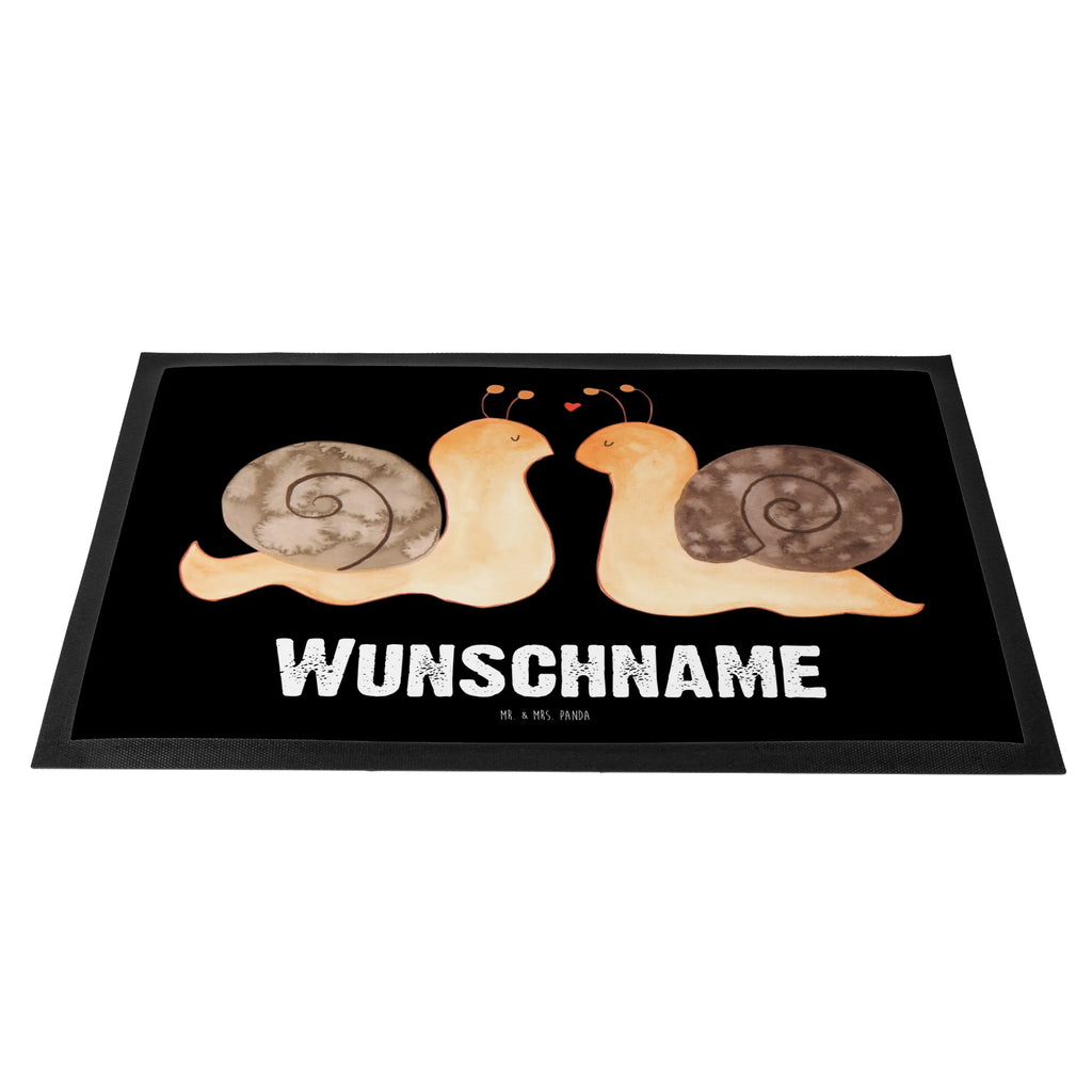 Personalisierte Fußmatte Schnecken Liebe Personalisierte Fußmatte, Fußmatte mit Namen, Personalisieruung, Personalisiert, Fußmatte bedrucken, Türvorleger mit Namen, Haustürmatte personalisiert, Namensfussmatte, Wunschnamen, Bedrucken, Türvorleger personalisiert, Liebe, Partner, Freund, Freundin, Ehemann, Ehefrau, Heiraten, Verlobung, Heiratsantrag, Liebesgeschenk, Jahrestag, Hocheitstag