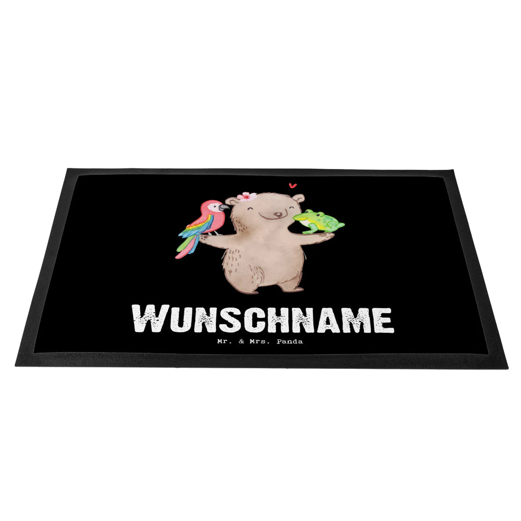 Personalisierte Fußmatte Tierwirtin mit Herz Personalisierte Fußmatte, Fußmatte mit Namen, Personalisieruung, Personalisiert, Fußmatte bedrucken, Türvorleger mit Namen, Haustürmatte personalisiert, Namensfussmatte, Wunschnamen, Bedrucken, Türvorleger personalisiert, Beruf, Ausbildung, Jubiläum, Abschied, Rente, Kollege, Kollegin, Geschenk, Schenken, Arbeitskollege, Mitarbeiter, Firma, Danke, Dankeschön, Landwirtin, Bäuerin, Tierwirtin, Agronomin, Farmerin, Bauernhof