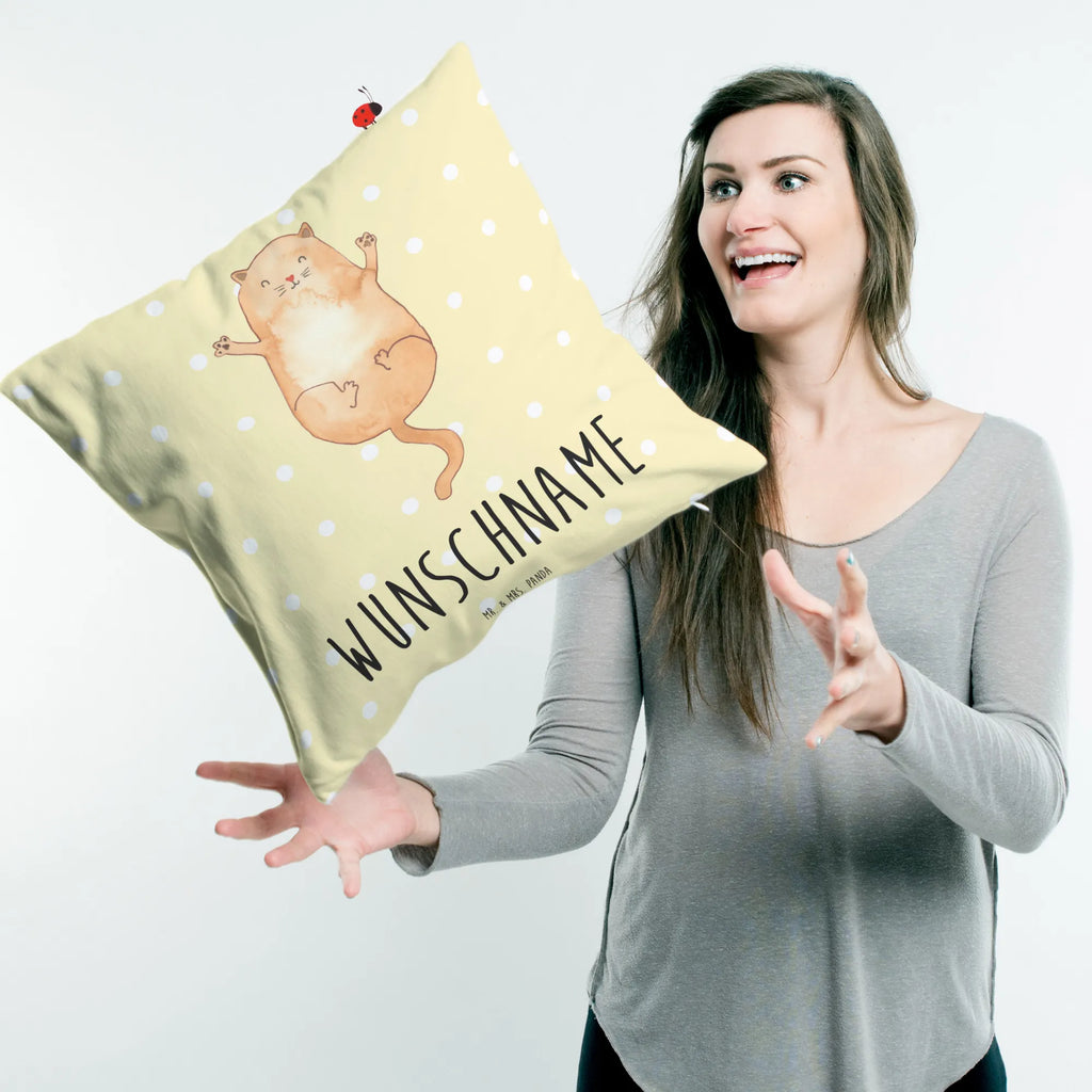 Personalisiertes Kissen Katzen Umarmen Kissen, personalisiert, Name, Wunschname, bedrucken, Kopfkissen, Katze, Katzenmotiv, Katzenfan, Katzendeko, Katzenfreund, Katzenliebhaber, Katzenprodukte, Katzenartikel, Katzenaccessoires, Katzensouvenirs, Katzenliebhaberprodukte, Katzenmotive, Katzen, Kater, Mietze, Cat, Cats, Katzenhalter, Katzenbesitzerin, Haustier, Freundin, Freunde, beste Freunde, Liebe, Katzenliebe, Familie