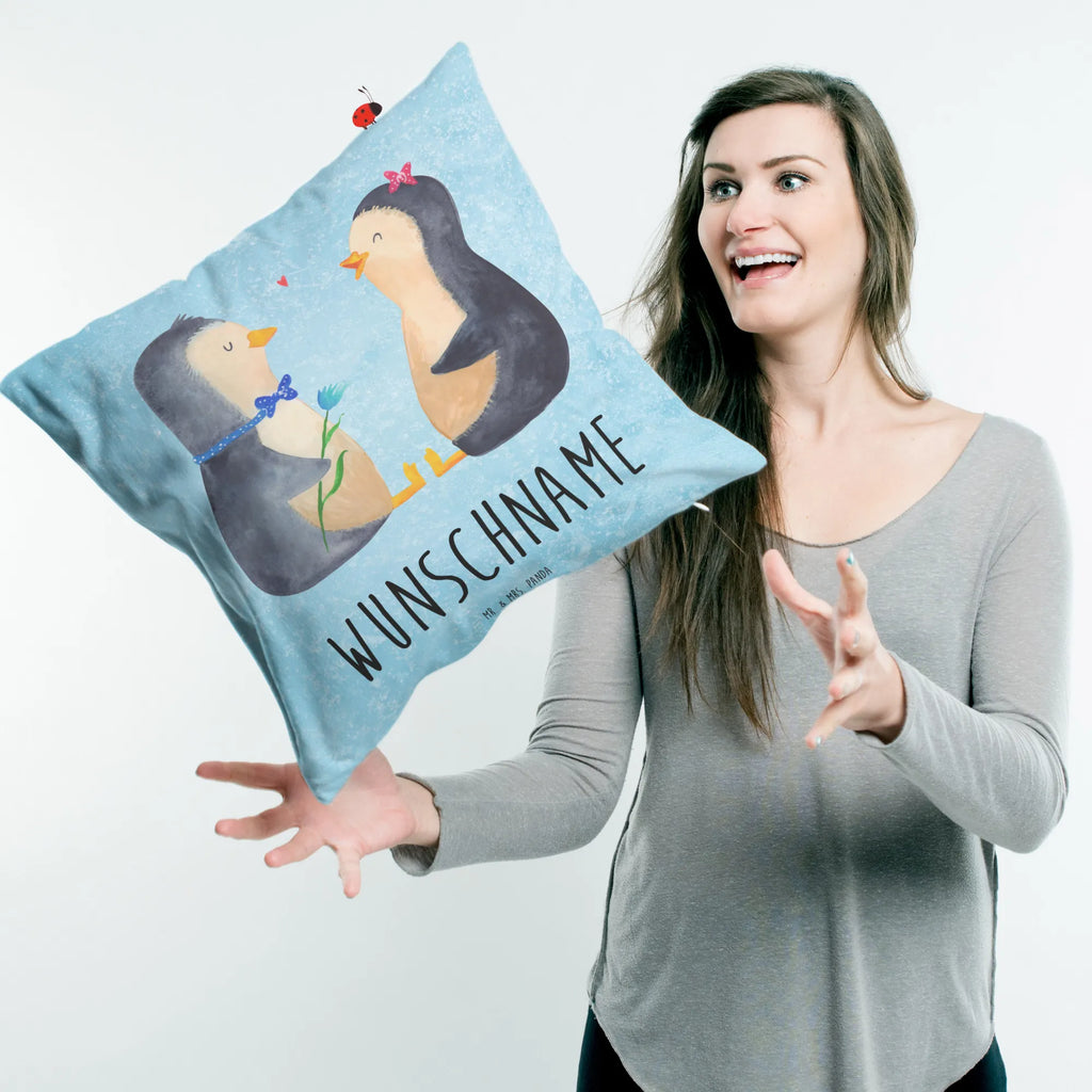 Personalisiertes Kissen Pinguin Pärchen Kissen, personalisiert, Name, Wunschname, bedrucken, Kopfkissen, Pinguin, Pinguine, Liebe, Liebespaar, Liebesbeweis, Liebesgeschenk, Verlobung, Jahrestag, Hochzeitstag, Hochzeit, Hochzeitsgeschenk, große Liebe, Traumpaar