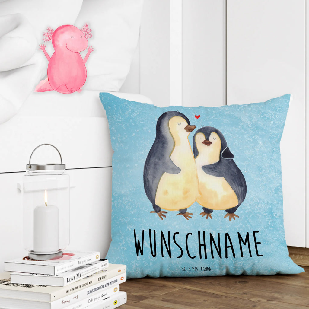 Personalisiertes Kissen Pinguin umarmend Kissen, personalisiert, Name, Wunschname, bedrucken, Kopfkissen, Pinguin, Liebe, Liebespaar, Liebesbeweis, Liebesgeschenk, Verlobung, Jahrestag, Hochzeitstag, Hochzeit, Hochzeitsgeschenk