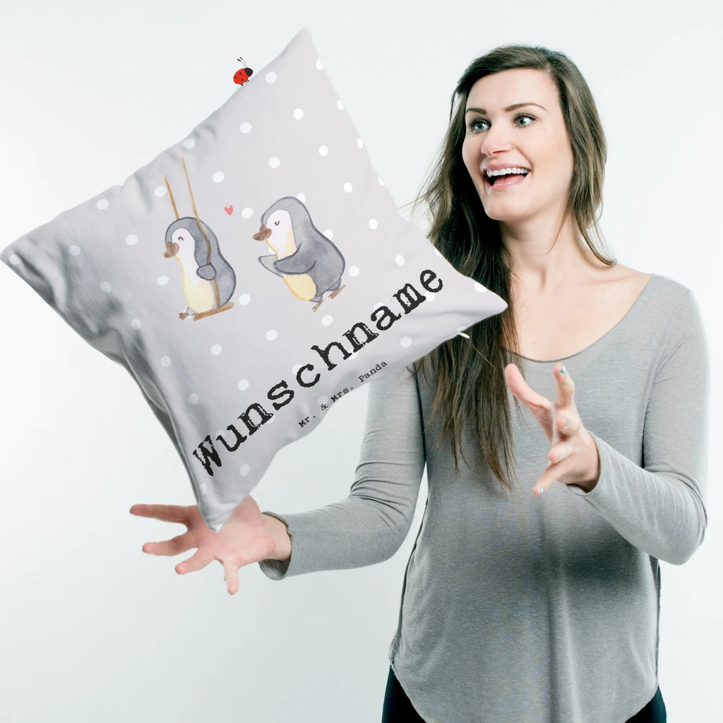 Personalisiertes Kissen Pinguin Beste Großmutter der Welt Kissen, personalisiert, Name, Wunschname, bedrucken, Kopfkissen, für, Dankeschön, Geschenk, Schenken, Geburtstag, Geburtstagsgeschenk, Geschenkidee, Danke, Bedanken, Mitbringsel, Freude machen, Geschenktipp, Großmutter, Omi, Oma, Oma geworden, Grosseltern