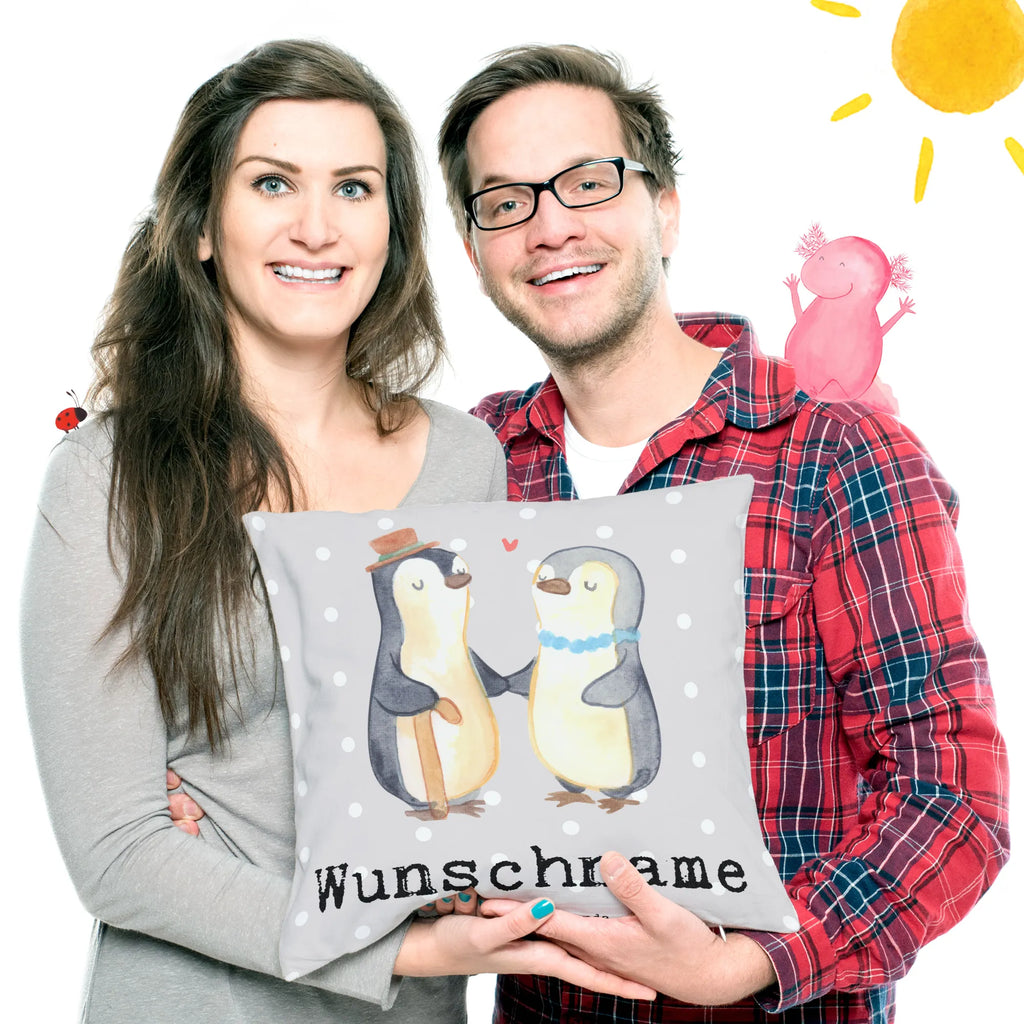 Personalisiertes Kissen Pinguin Beste Urgroßeltern der Welt Kissen, personalisiert, Name, Wunschname, bedrucken, Kopfkissen, für, Dankeschön, Geschenk, Schenken, Geburtstag, Geburtstagsgeschenk, Geschenkidee, Danke, Bedanken, Mitbringsel, Freude machen, Geschenktipp, Urgroßeltern, Urgrosseltern, Uhrgroßeltern, Uhroma, Uhropa, Uropa, Ur, Uroma, Großeltern, Großmutter, Großvater, Opa, Omi, Oma, Opi. Großpapa, Großmama, Enkel, Enkelin, Enkelkind, Kleinigkeit, Omma, Ommi, Oppa, Oppi, Bester