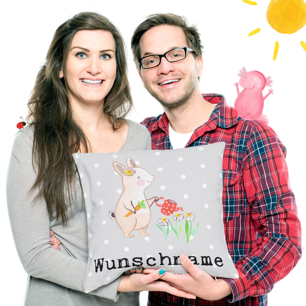 Personalisiertes Kissen Gärtnerin mit Herz Kissen, personalisiert, Name, Wunschname, bedrucken, Kopfkissen, Beruf, Ausbildung, Jubiläum, Abschied, Rente, Kollege, Kollegin, Geschenk, Schenken, Arbeitskollege, Mitarbeiter, Firma, Danke, Dankeschön, Gärtnerin, Gartenplaner, Gärtnerei, Gartenbau, Hobbygärtnerin, Garten- und Landschaftsbauerin