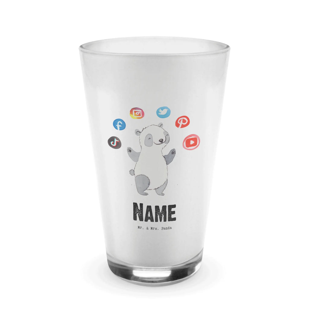 Personalisiertes Glas Social Media Manager mit Herz Bedrucktes Glas, Glas mit Namen, Namensglas, Glas personalisiert, Name, Bedrucken, Beruf, Ausbildung, Jubiläum, Abschied, Rente, Kollege, Kollegin, Geschenk, Schenken, Arbeitskollege, Mitarbeiter, Firma, Danke, Dankeschön