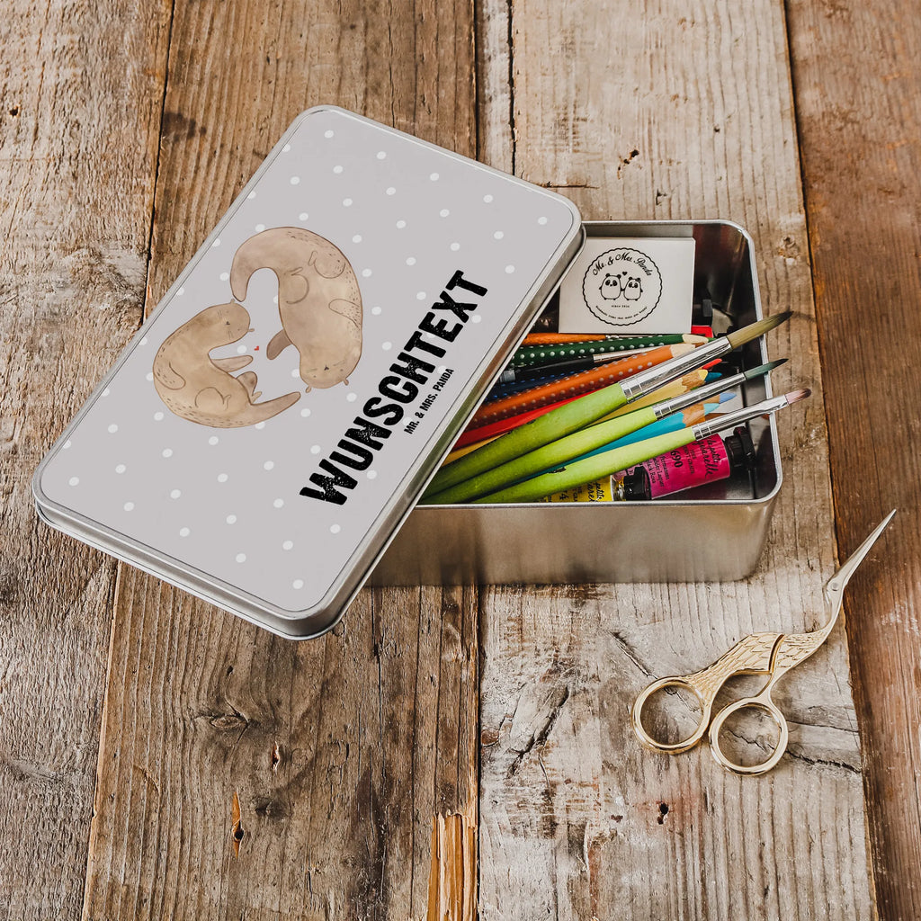 Personalisierte Metalldose Otter Herz Personalisierte Metalldose, Dose mit Namen, Namensdose, Kiste mit Namen, Namenskiste, Otter, Fischotter, Seeotter, Liebe, Herz, Liebesbeweis, Liebesgeschenk, Bessere Hälfte, Love you, Jahrestag, Hochzeitstag, Verlobung, gemeinsames Leben